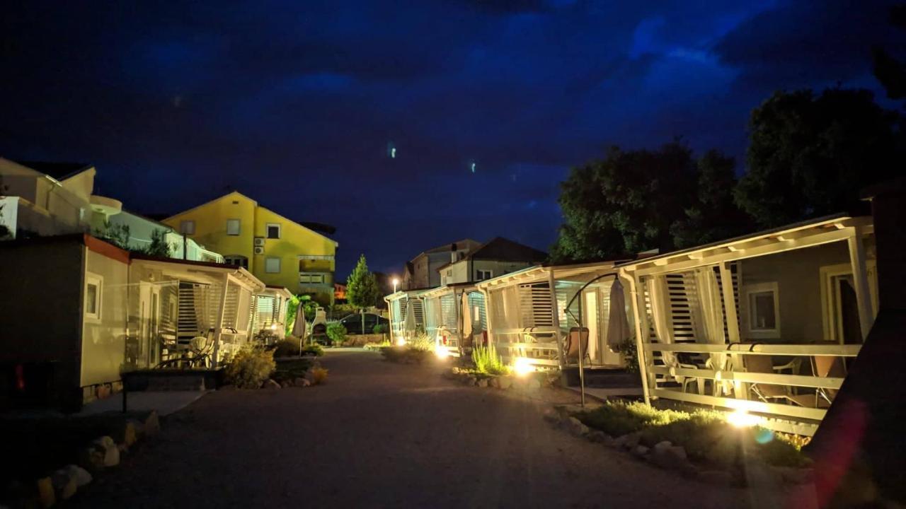 Fjaka Camp Pakoštane Exteriör bild